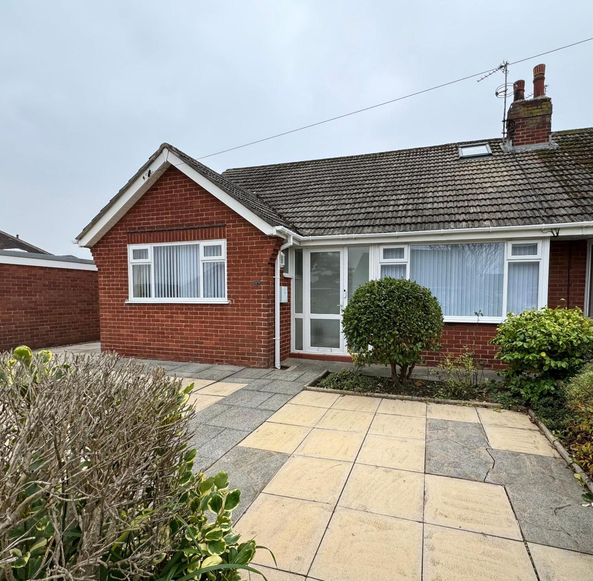 Linden Ave Bungalow Thornton  外观 照片